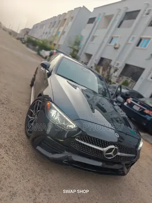 Mercedes-Benz C300 2024 Black