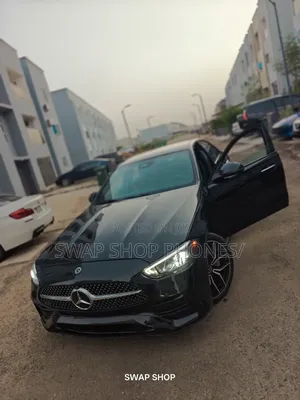 Mercedes-Benz C300 2024 Black