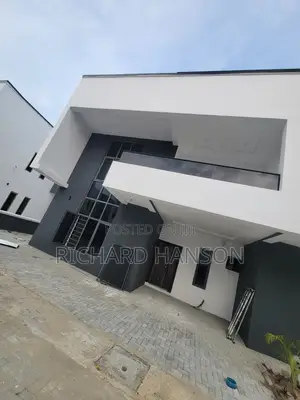 3bdrm Apartment in Abraham Adesanya Estate for rent