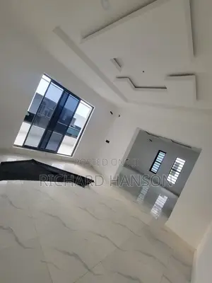3bdrm Apartment in Abraham Adesanya Estate for rent