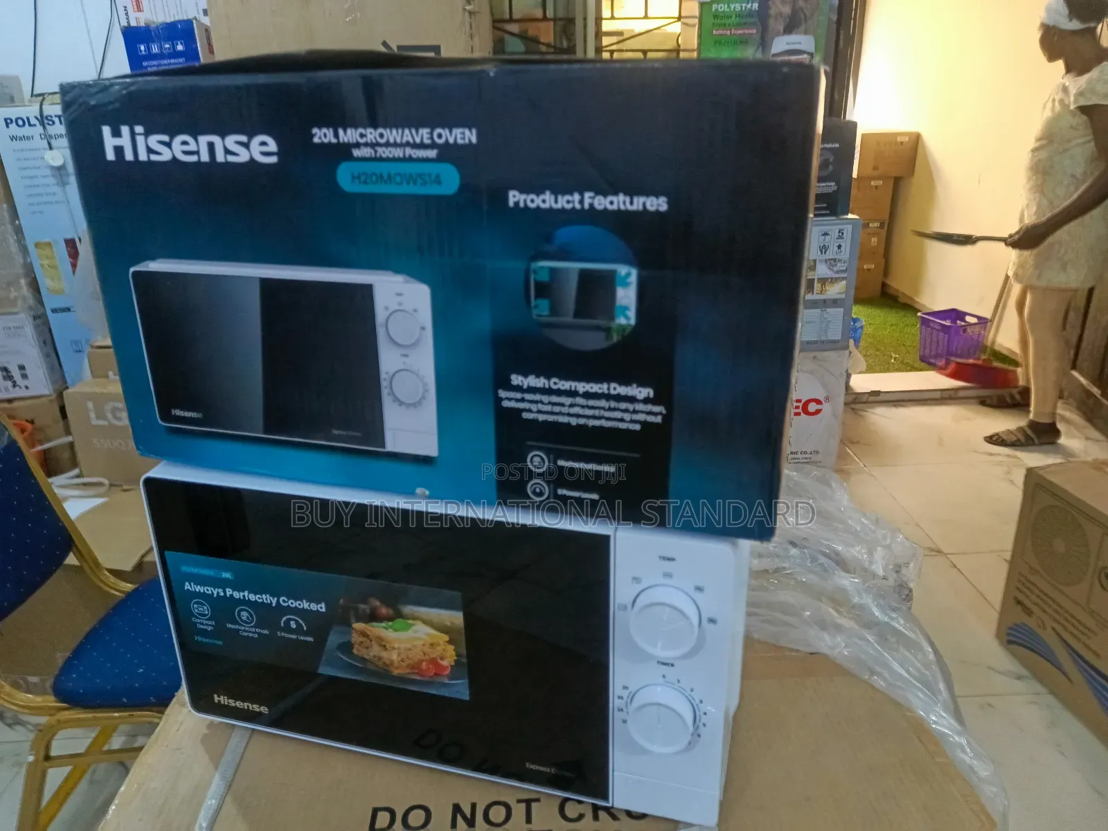 Hisense 20l Manual Defrost Microwave