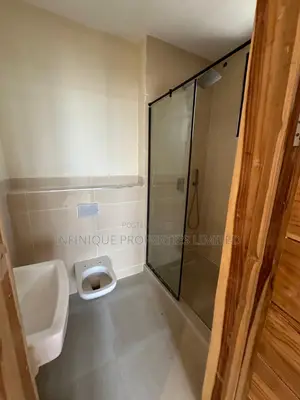 3bdrm Apartment in Lekki Phase 1 for rent