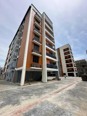 3bdrm Apartment in Lekki Phase 1 for rent