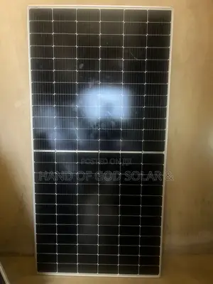 625w Jinko Solar Panels 144cells Now Available in Stock
