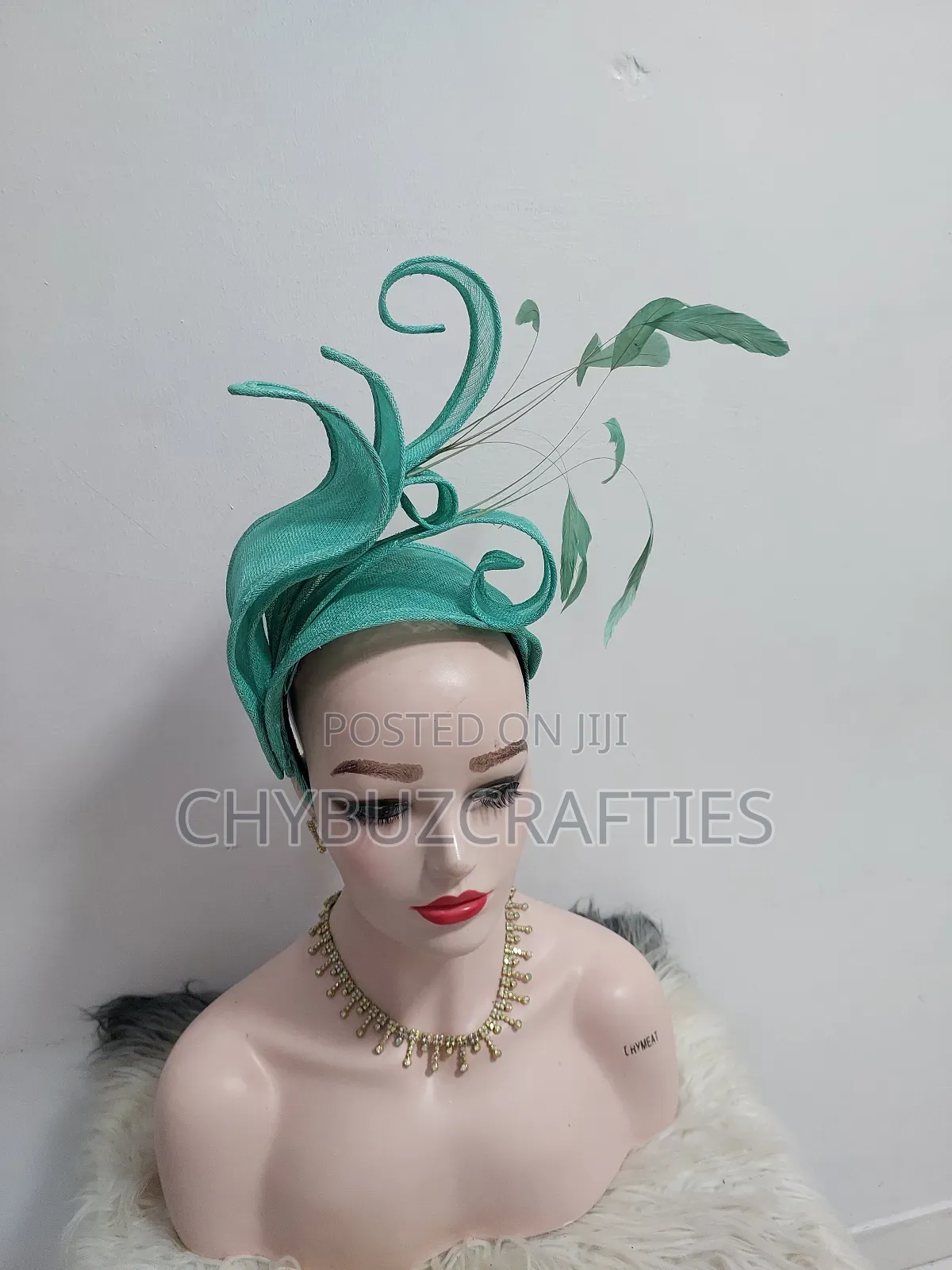 Mint Green Sinamy Facinator