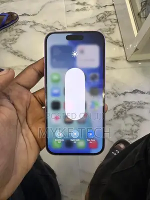 Apple iPhone 16 128 GB Pink