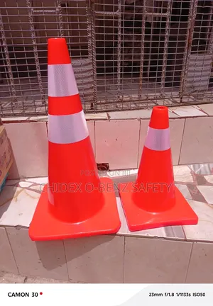 75cm PVC Traffic/Safety Cone