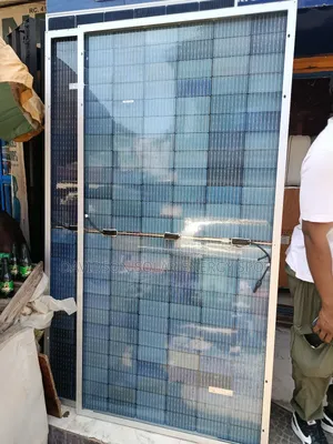580watt Canadian Solar Panel Halfcourt
