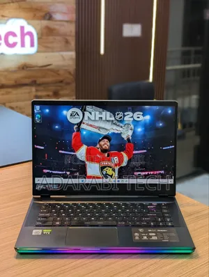Laptop MSI GE66 Raider 10SGS 32GB Intel Core I7 SSD 1T
