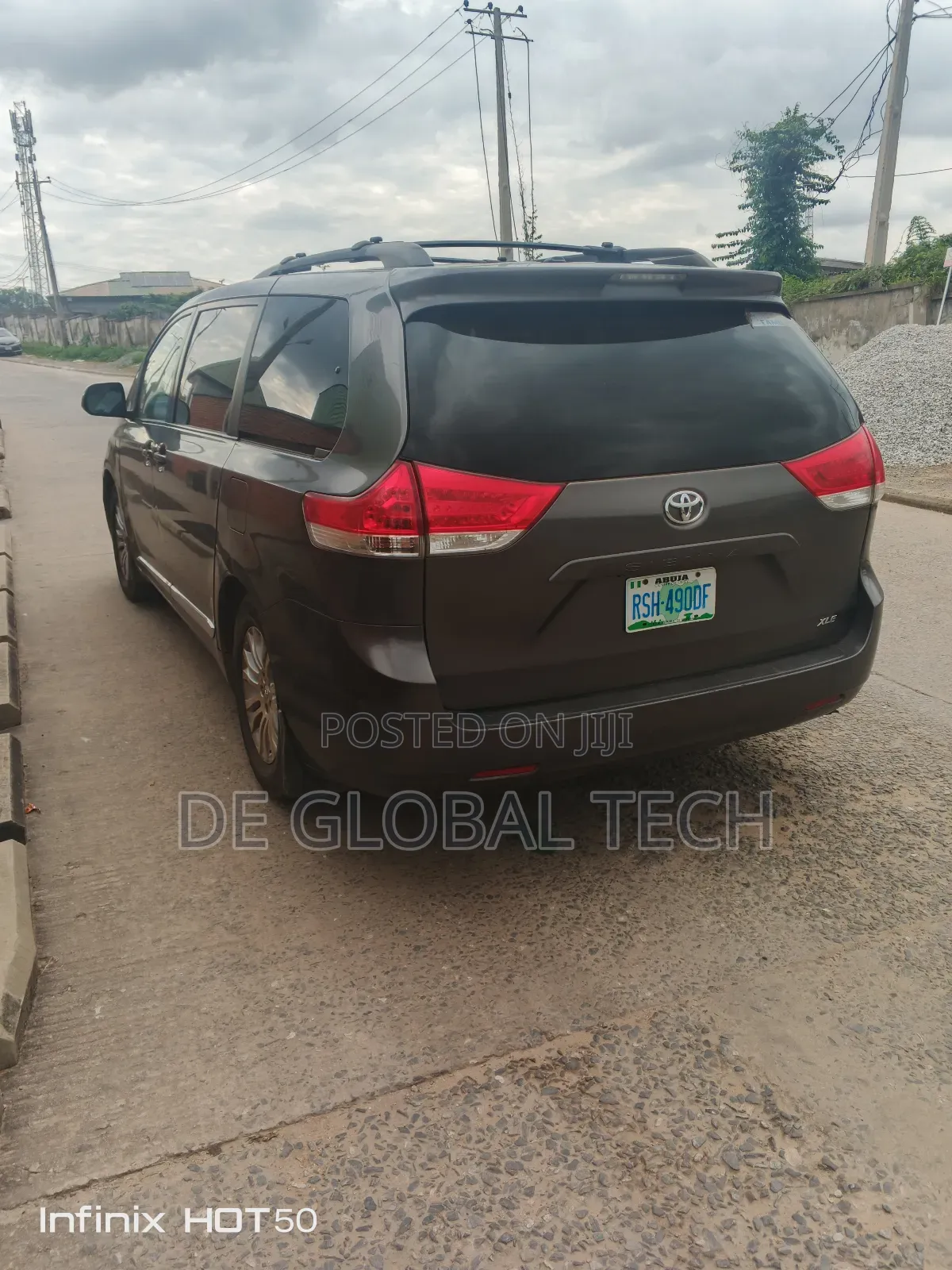 Toyota Sienna For Hire