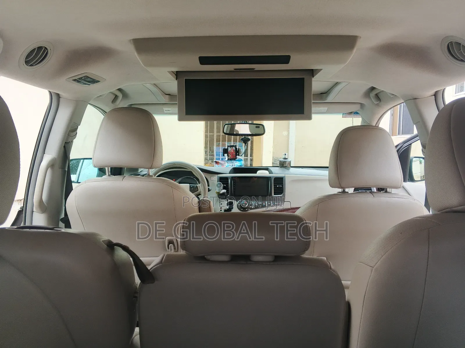 Toyota Sienna For Hire