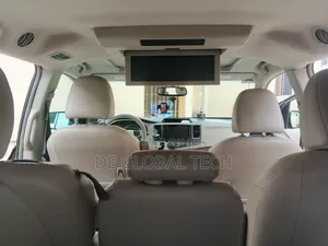 Toyota Sienna For Hire