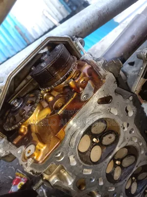 Corolla Matrix 1zz Top Cylinder