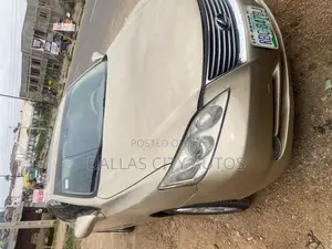 Lexus ES 350 2010 Gold