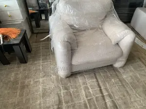 Single Chair
