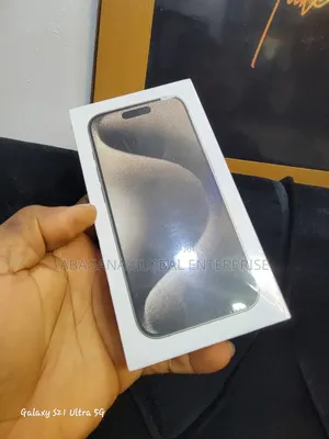 New Apple iPhone 15 Pro 256 GB Silver