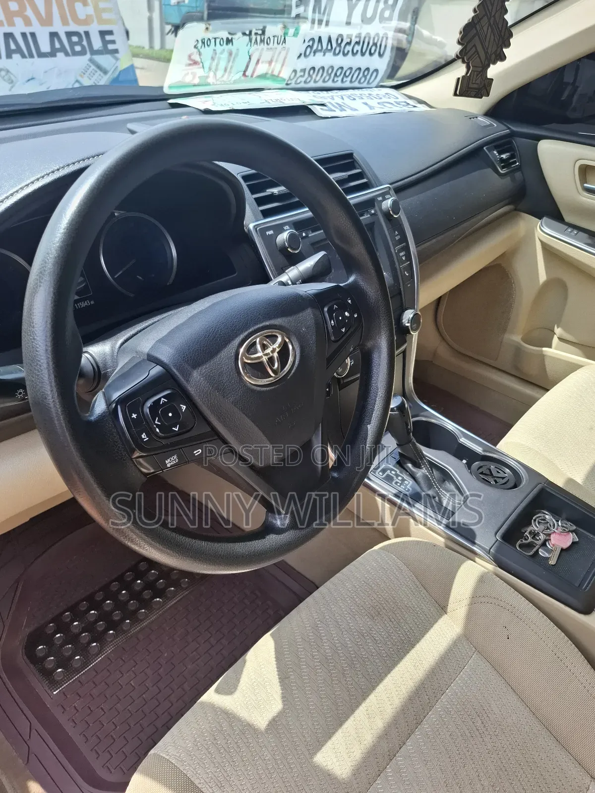 Toyota Camry 2017 Brown