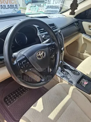 Toyota Camry 2017 Brown