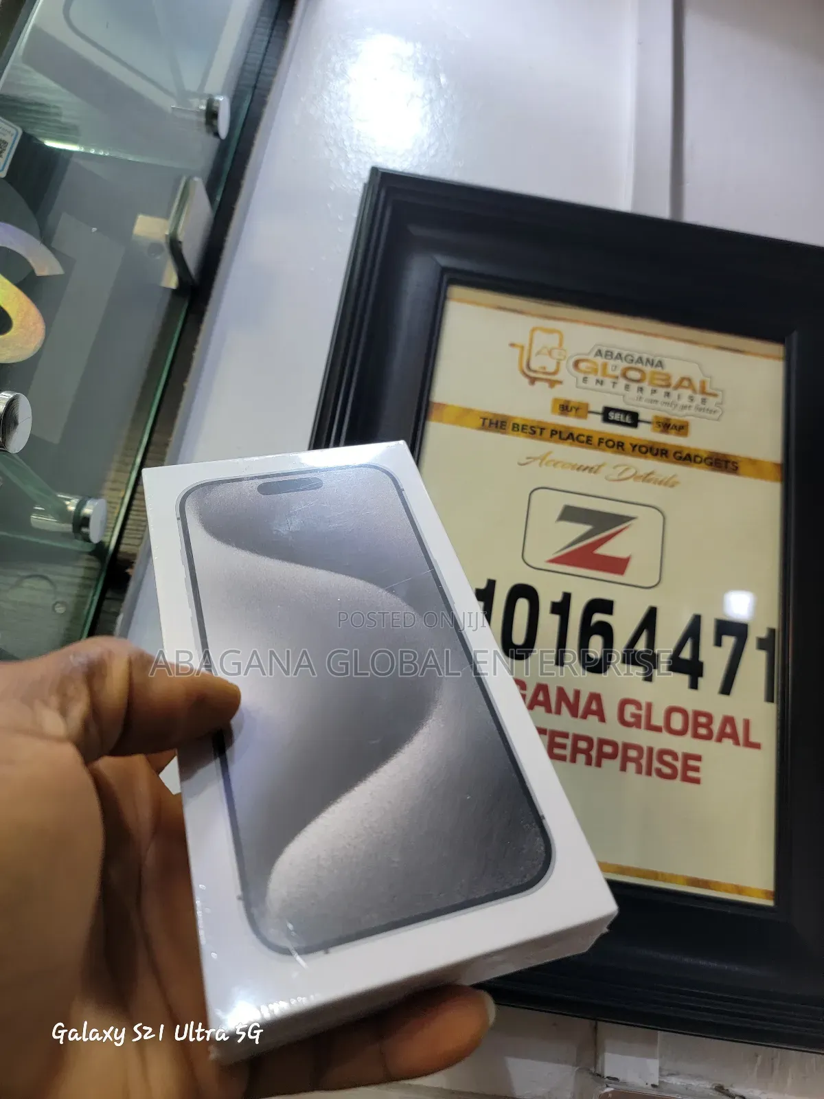 New Apple iPhone 15 Pro Max 256 GB Black