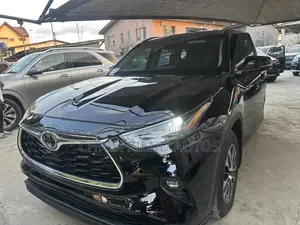 Toyota Highlander 2023 Black