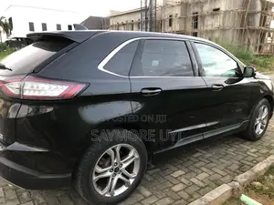 Ford Edge Titanium 4dr SUV AWD (2.0L 4cyl Turbo 6A) 2015 Black