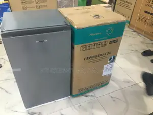 Hisense 95l Chest Freezer With Interior Light