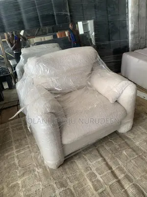 Single Chair