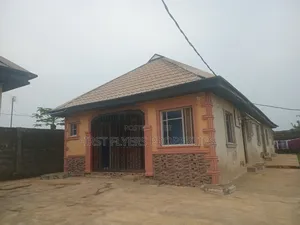 1bdrm Bungalow in Iju Face 2 Estate, Ado-Odo/Ota for rent