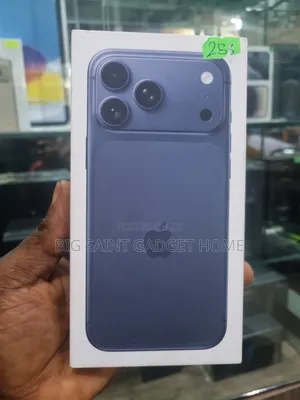 New Apple iPhone 17 Pro Max 256 GB Blue
