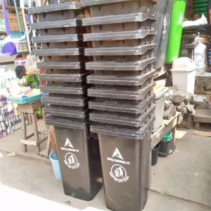 Durable 120 Litres Wheeler Bin