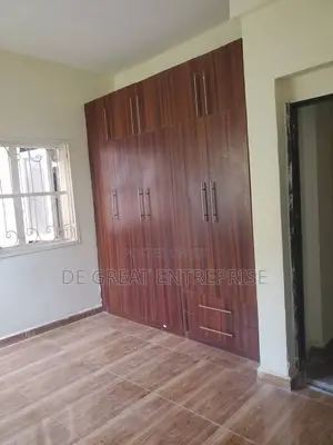 4bdrm Townhouse / Terrace in Private, Galadimawa for rent