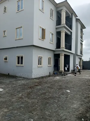2bdrm Block of Flats in Elesekan, Bogije for rent