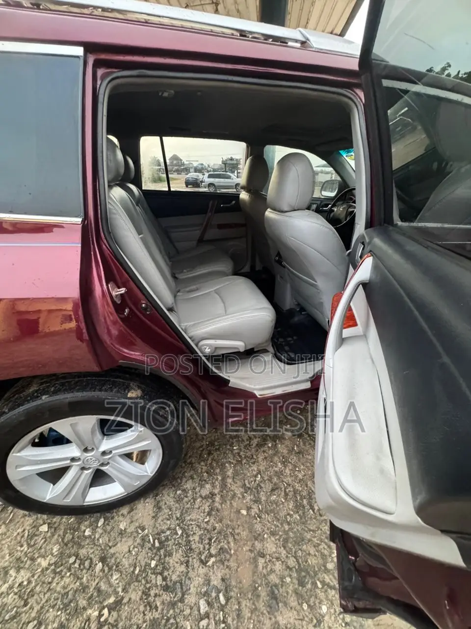 Toyota Highlander Limited 2010 Red