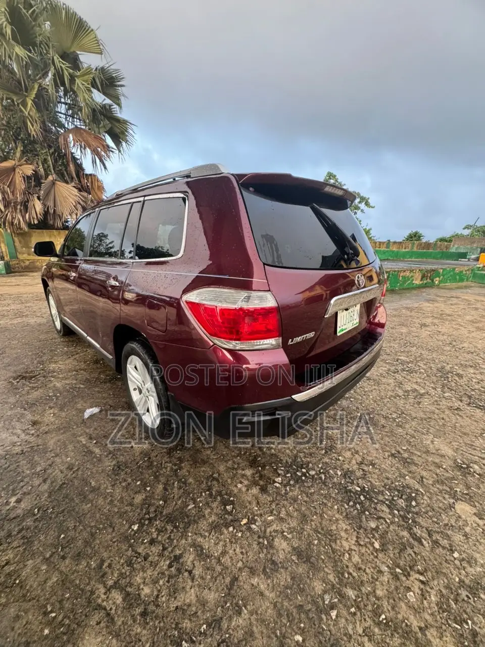 Toyota Highlander Limited 2010 Red