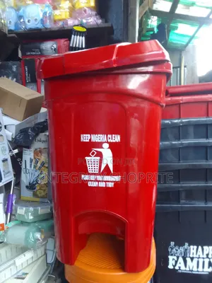 Plastic Dustbin Red 120l