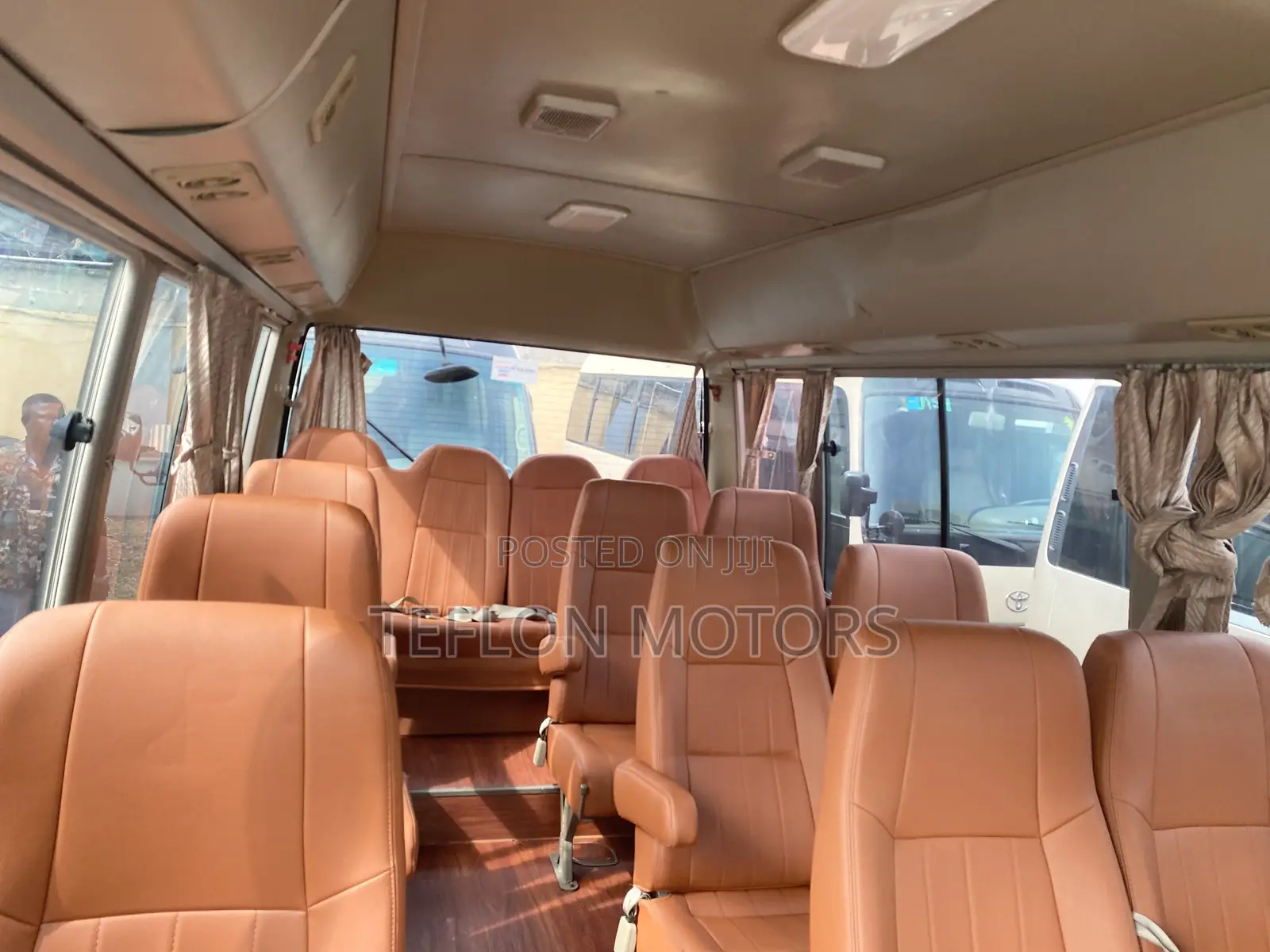 Toyota Coaster 2015 Gold