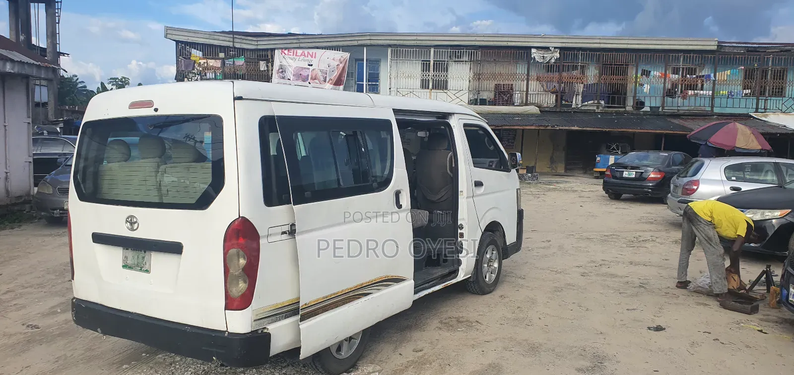 Toyota HiAce 2010 White