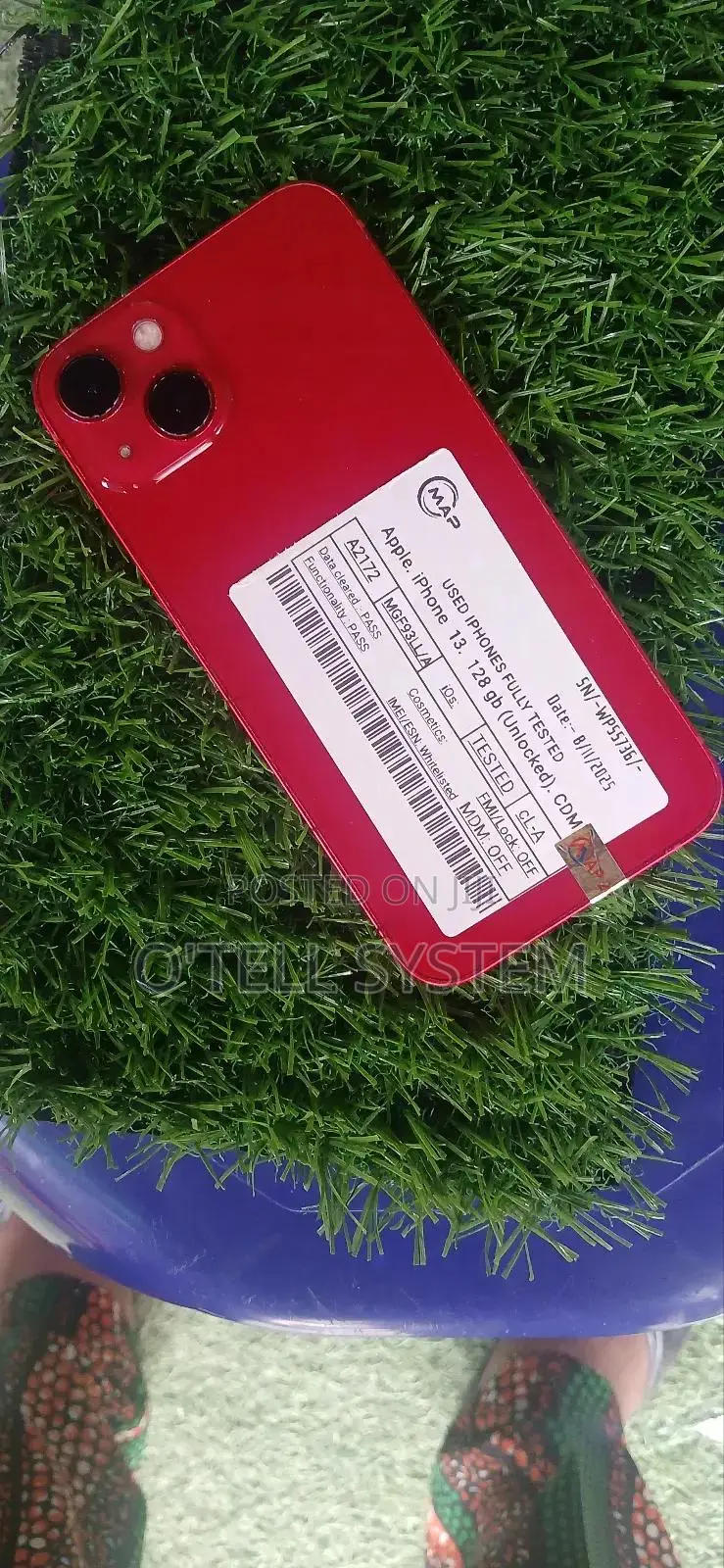 Apple iPhone 13 128 GB Red