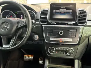 Mercedes-Benz GLE-Class GLE 400 4MATIC 2018 White