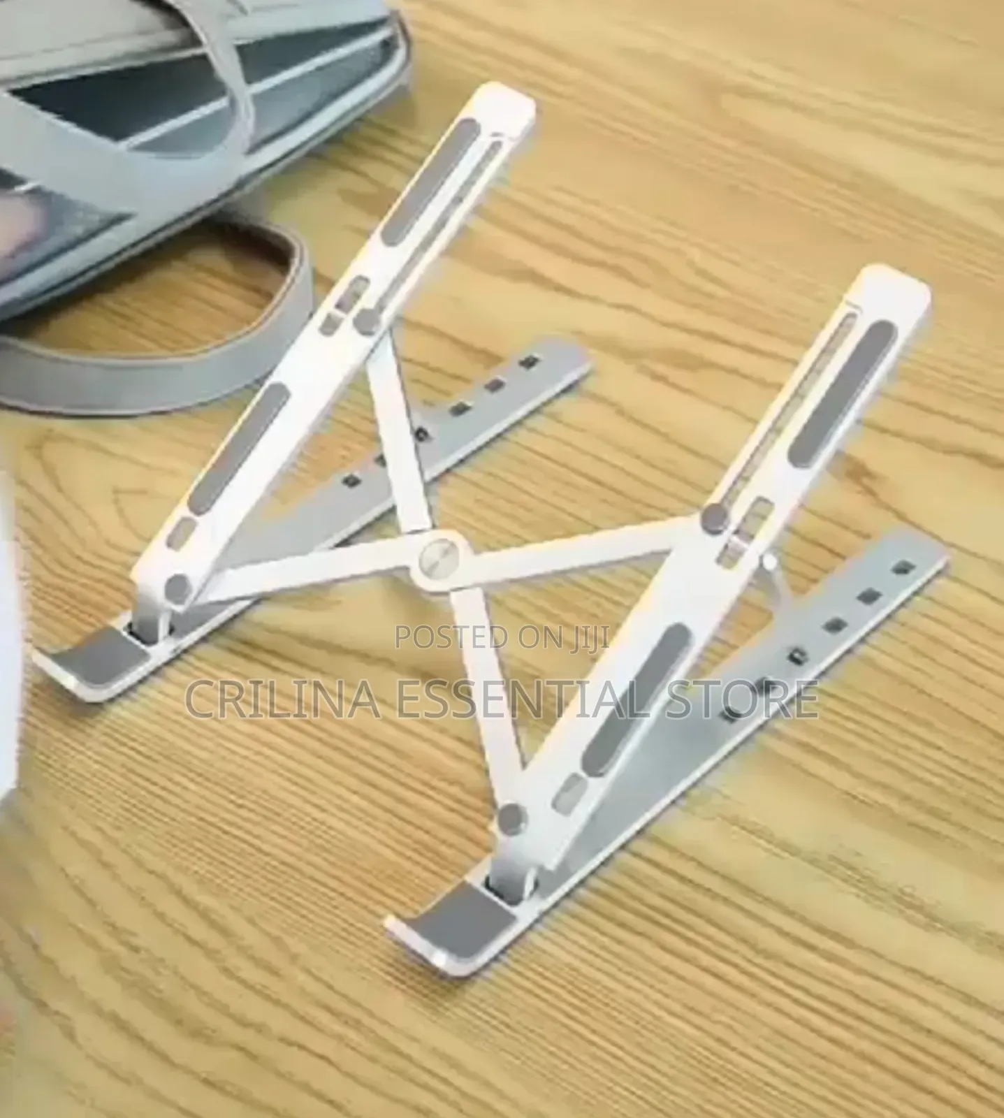 Adjustable / Folding Laptop Stand