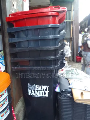 Plastic Waste Bin/Dustbin 240l