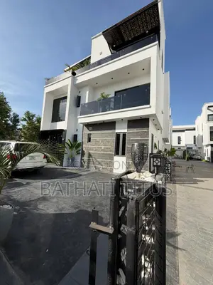 5bdrm Duplex in Kado for sale