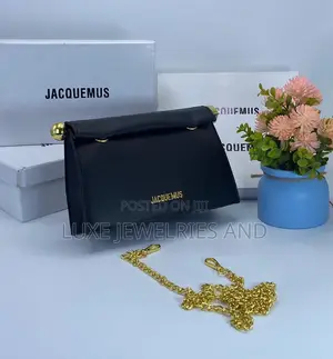 Stylish Jacquemus Bag for Ladies (Boxed)