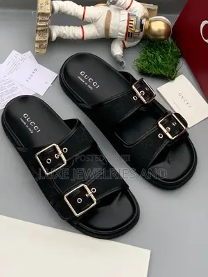 High Quality Luxury Pam Slippers/Sandals for Men, Available in Sizes