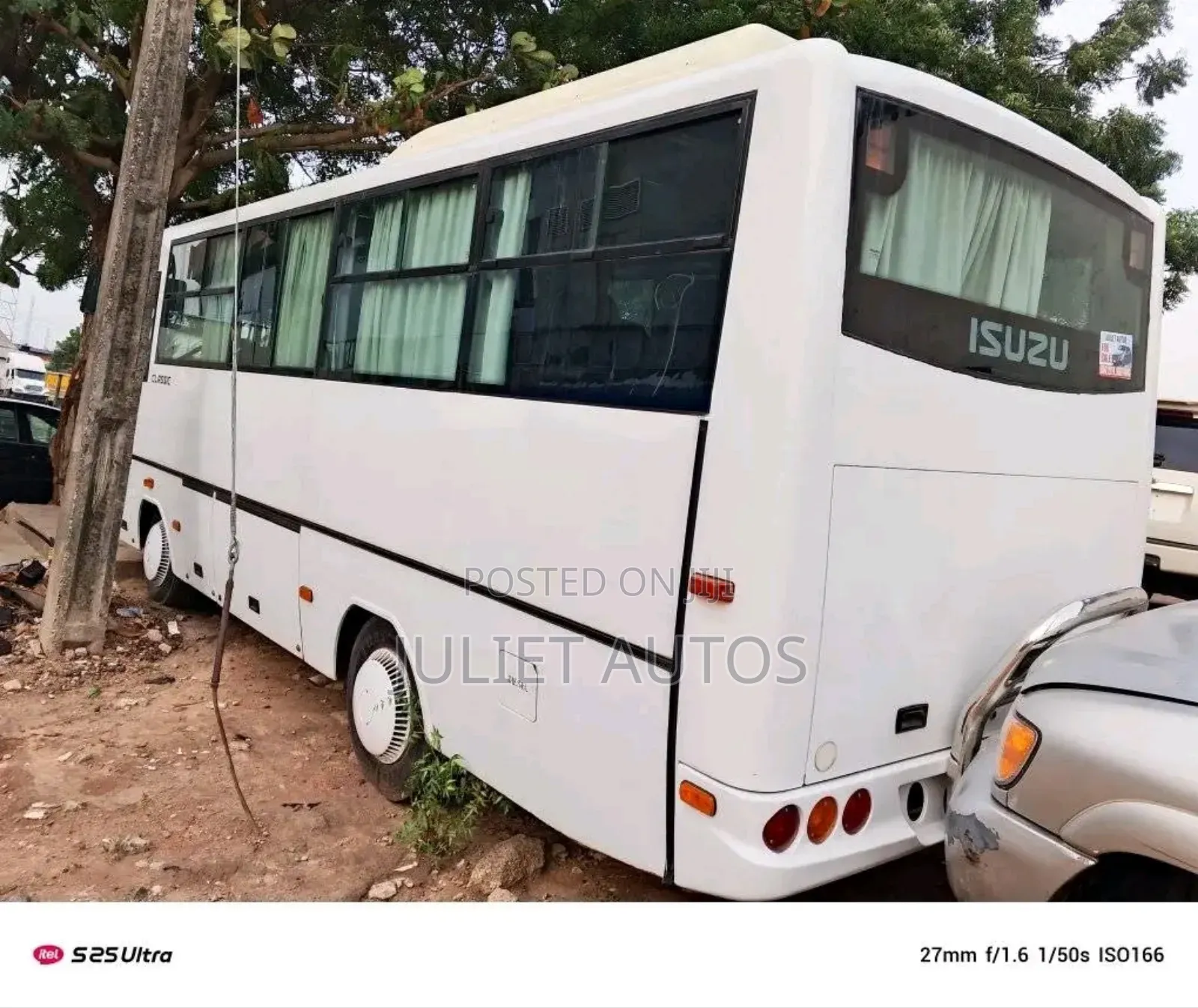 Isuzu Executive Bus 2018 White