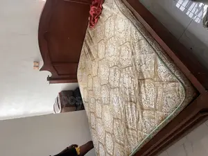 King Size Bed With Mattress