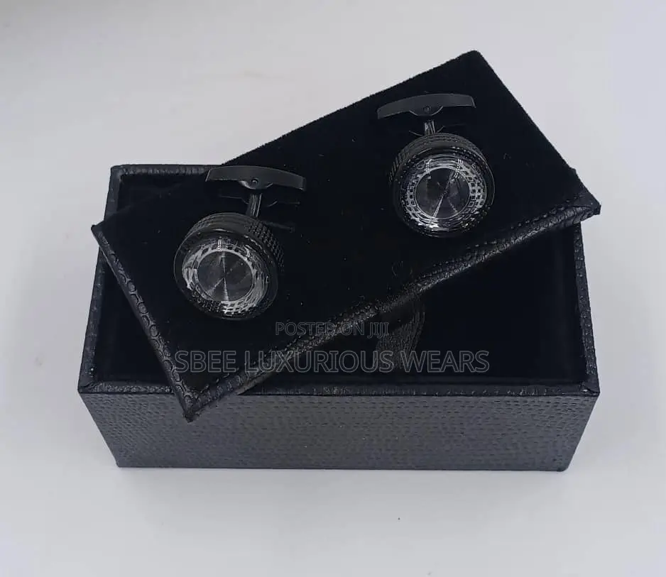 Quality Cufflinks With a Box