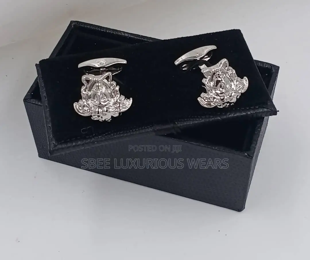 Quality Cufflinks With a Box