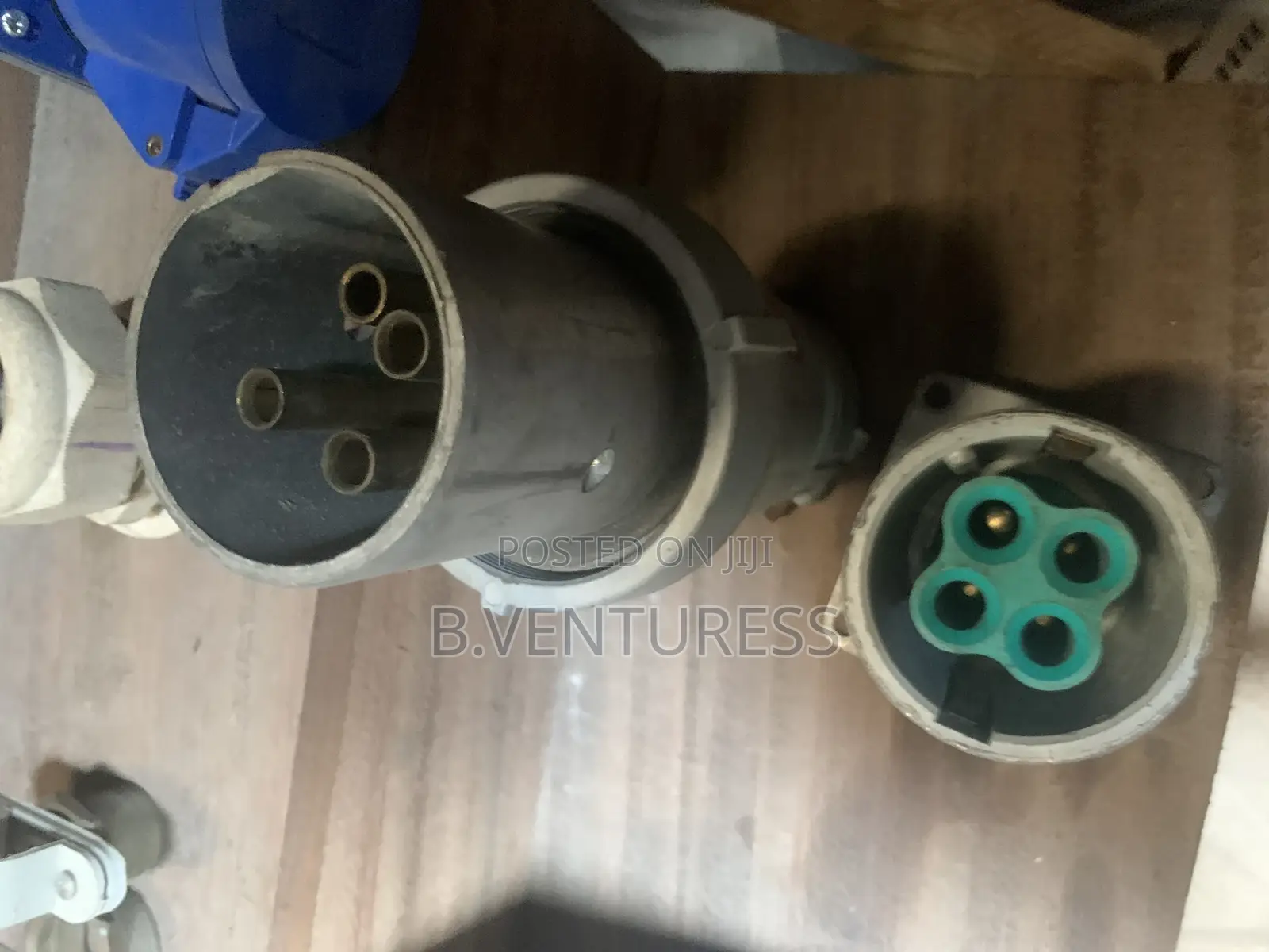 Appleton Powertite Heavy Duty 4 Pin Socket and Sleeve Plug