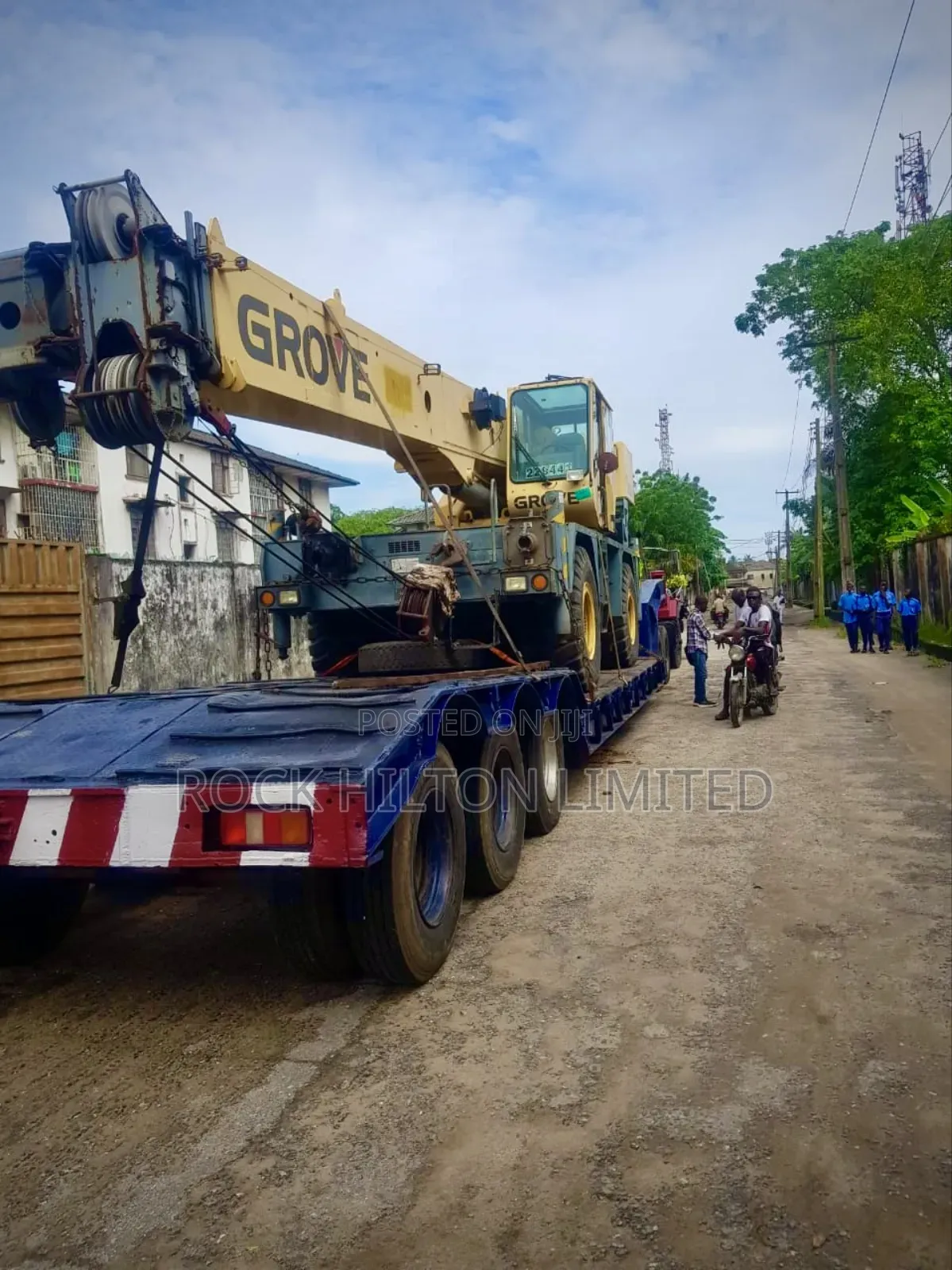 Hiring 150 Tons Lowbeds